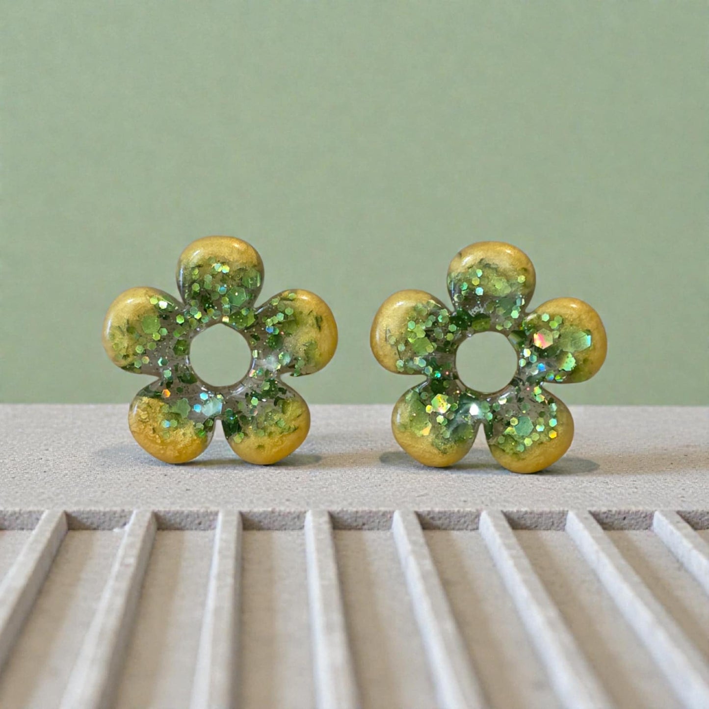 ZEPPLINE LED Earrings – Glittery Flower, sold with or without hoops