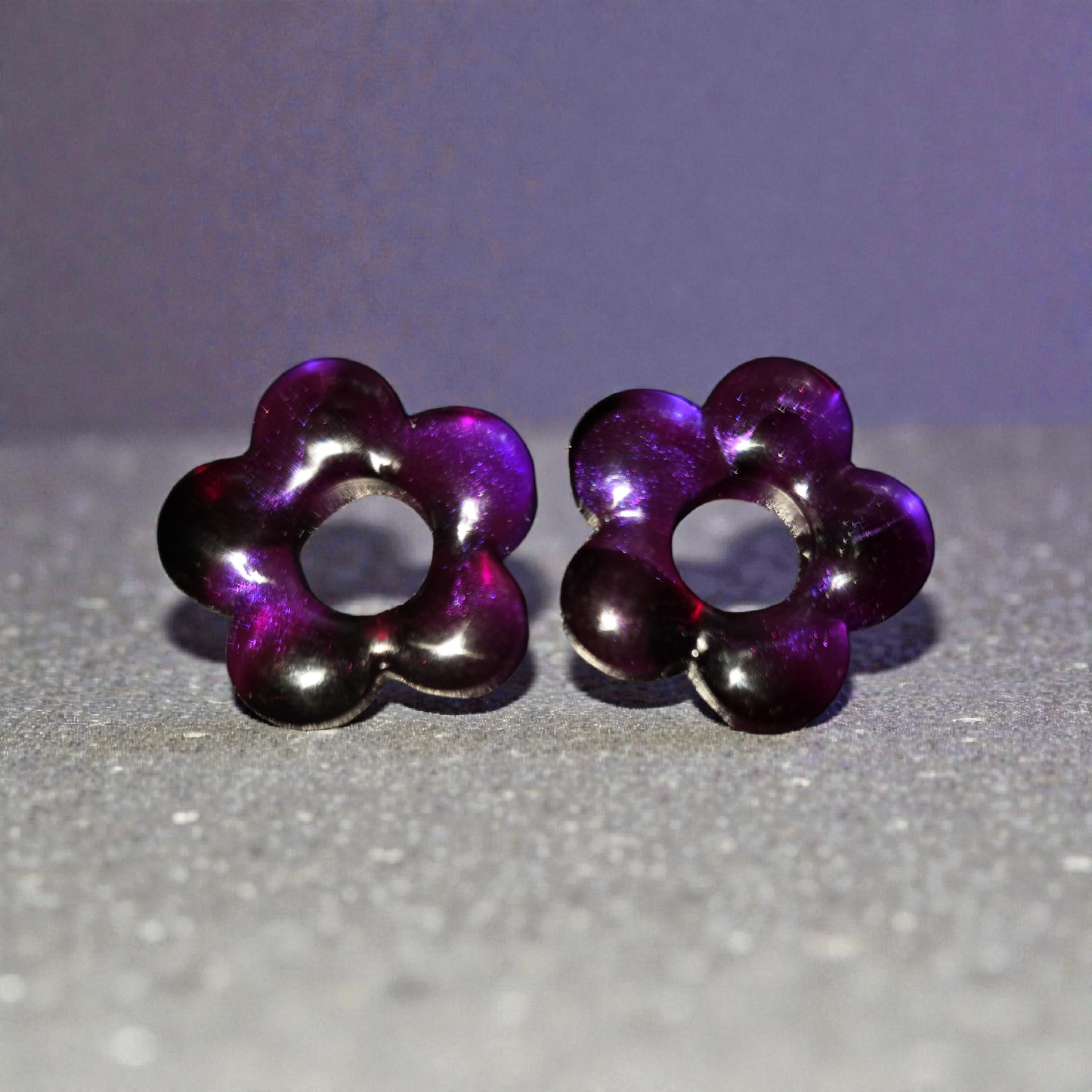 POP FLOWER – Deep iridescent purple resin