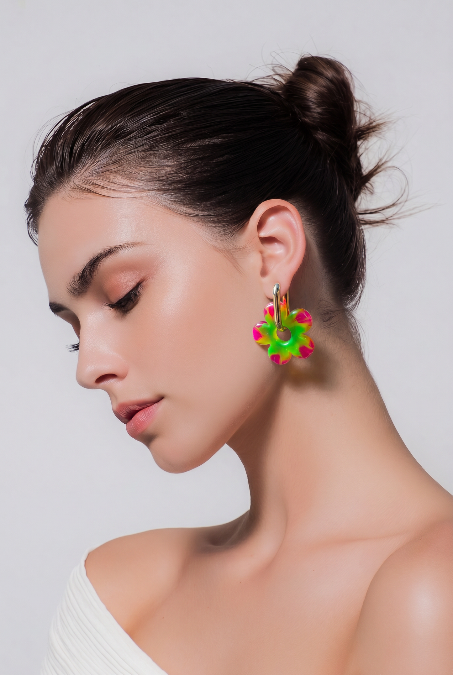 Boucles d’oreilles LED ZEPPLINE – Fleur néon vert & rose, vendues avec anneaux rectangulaires